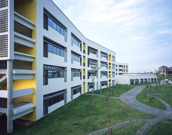Tongji University Teaching Building Gass Heat Insulation